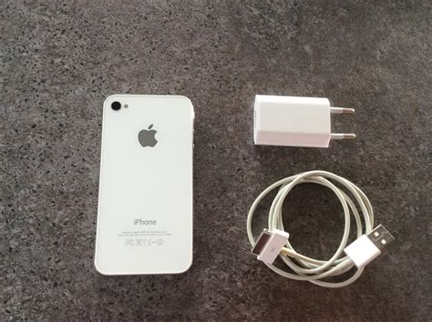 iPhone 4 16gb white - Apple Bazar