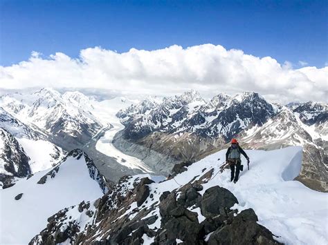 Aoraki Mount Cook — Alpine Guides, Aoraki Mount Cook, New Zealand