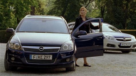 Imcdb Org Opel Astra Caravan H In Tatort Weil Sie B Se Sind