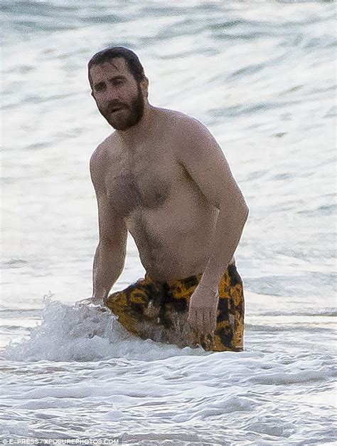 Jake Gyllenhaal Shirtless As He Enjoys Holiday In St Barths With Greta