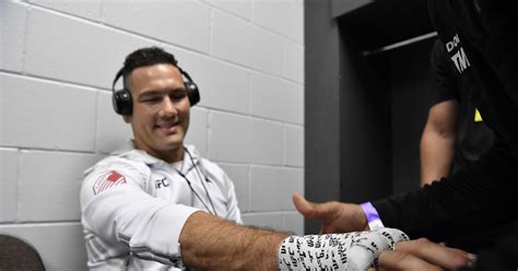 Chris Weidman Vise Le Retour Estival De L Ufc Je Reviens Pour Essayer