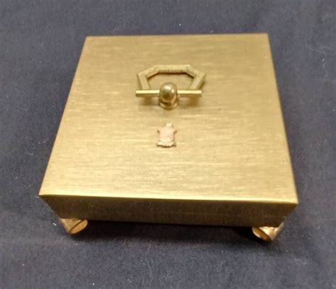 Brassy Vintage Footed Trinket Box With Small Handle And Emblem Etsy