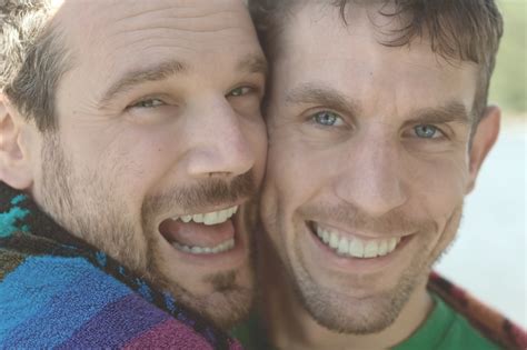 5 Admirable Traits About Guys Who Start HIV Treatment Ending HIV