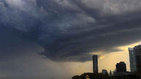 Severe Storms Set To Lash Southeast Queensland Over Christmas Townsville Bulletin