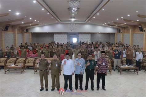 Bupati Tanjabbar Menghadiri Acara Rapat Koordinasi Percepatan Penurunan