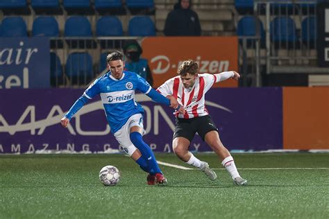 Weergaloos Doelpunt Van Ahannach Bezorgt Fc Den Bosch Eerste Zege In