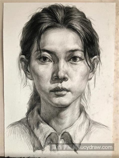 素描人物头像怎么画好看 简单的素描人物头像绘制教程 露西学画画