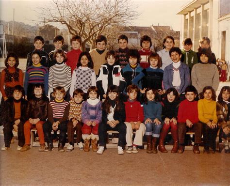 Photo De Classe Cm Ou Cm De Ecole Reynier Copains D Avant