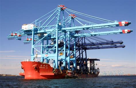 Bigger Containerships Means Bigger Gantry Cranes