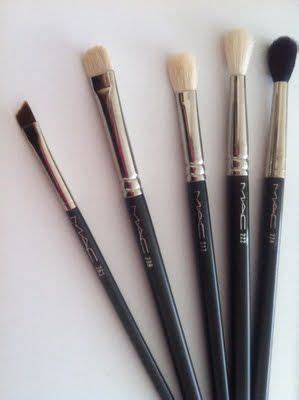 DanielleLoveMakeup My Top 5 MAC Eye Brushes For Beginners Mac Makeup