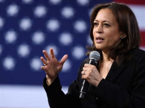 Kamala Harris Designada Candidata Presidencial Nos EUA Pelo Partido