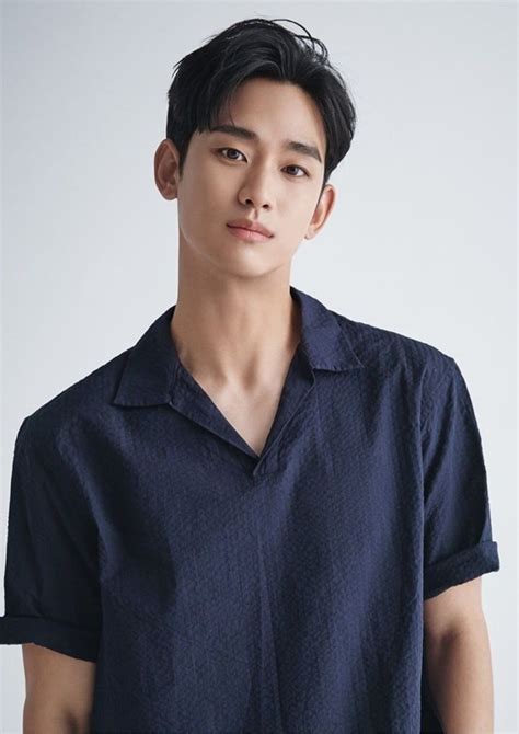 Pin By Evening Goodevening On Kim Soo Hyun Kim Soo Hyun Hyun Kim