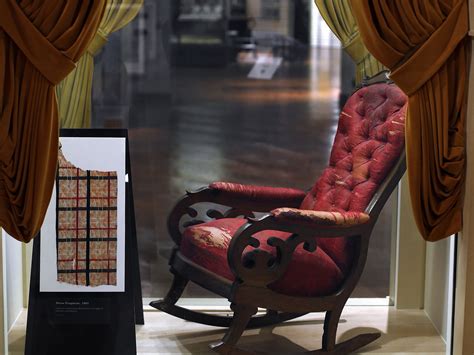 This Is The Chair Lincoln Was Shot In 150 Years Ago Business Insider