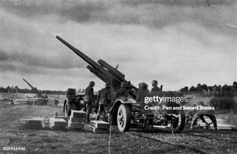 German Ww2 Artillery Photos Et Images De Collection Getty Images