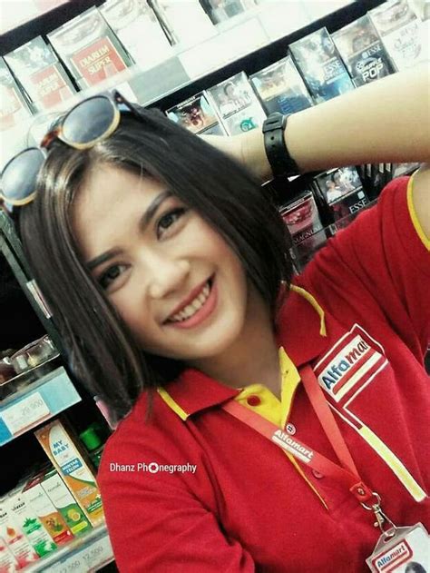 Editan Foto Pria Bareng Pemeran Cewek Sinetron Ggs Ini Bikin Ketawa Geli Hot Liputan