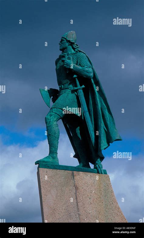 Statue outside hallgrimskirkja reykjavik iceland hi-res stock photography and images - Alamy