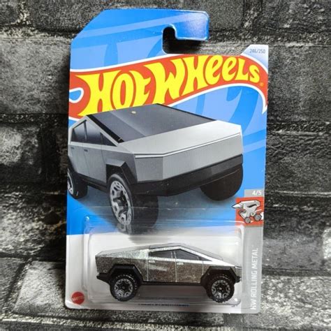 Hot Wheels Sni