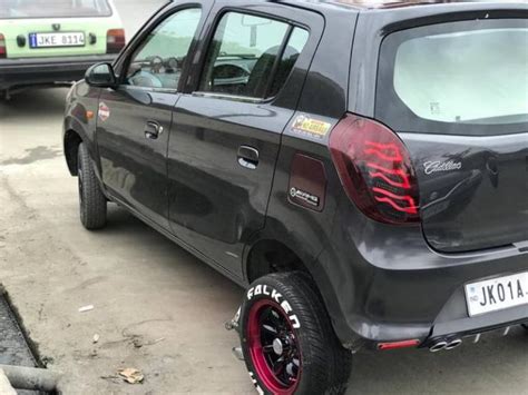 Maruti Suzukis Alto 800 Entry Level Hatchback Gets A Slew Of