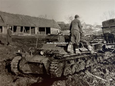 Foto Wk Panzer I Zieht Henschel Lkw Durch Russischen Schlamm