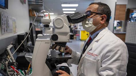 A Leader In The Field Of Pathology Ohio State Health And Discovery