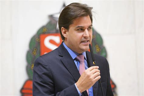 Deputado do PSL propõe homenagem a Pinochet e Assembleia de SP diz que