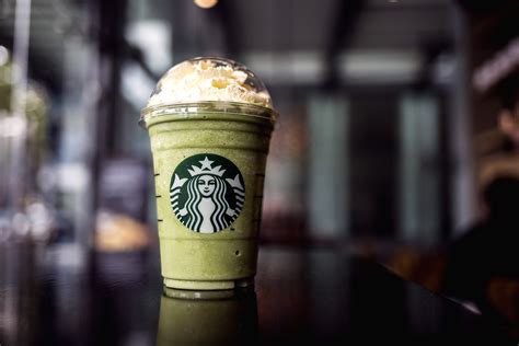 Starbucks Matcha Frappuccino - Photos by Dlee