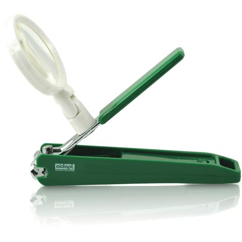 Nail And Toenail Clipper With Magnetic Magnifier