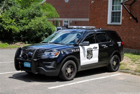 Longmeadow Police Photos - PublicServiceVehicles.com