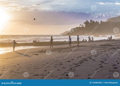 Una Visión Típica En El El Zonte En El Salvador Fotografía Editorial Imagen De Central