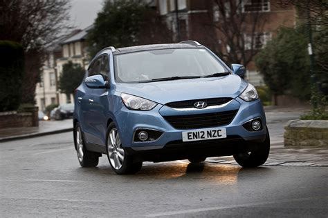HYUNDAI ix35 / Tucson Specs, Performance & Photos - 2009, 2010, 2011 ...