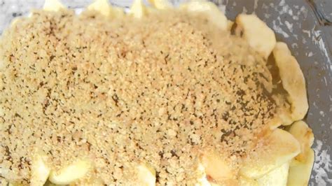 How To Make Apple Crumble With Digestive Biscuits Youtube