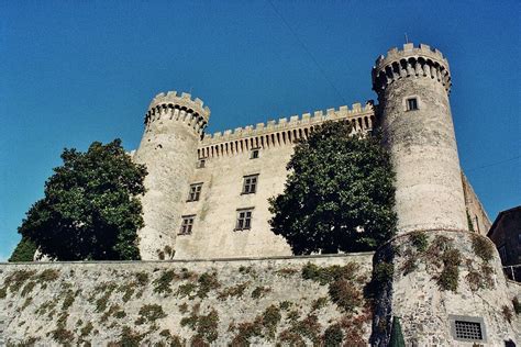 Il Castello Odescalchi Di Bracciano Il Blog Dell Asino D Oro