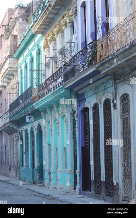 Cuban Architecture Stock Photo - Alamy