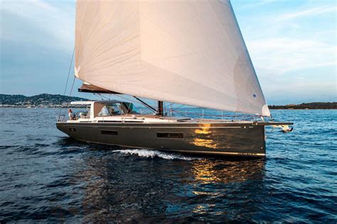 Nieuw Beneteau Oceanis Yacht Pluneret Morbihan