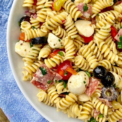 Italian Pasta Salad With Red Wine Vinaigrette 7 Empty Plates