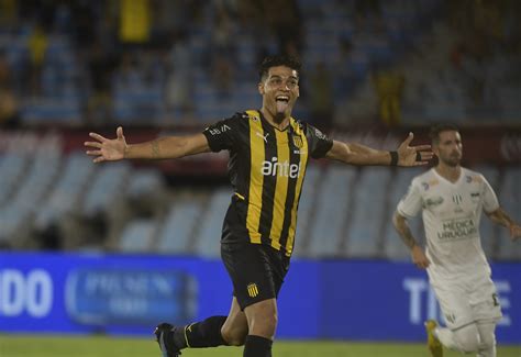 Peñarol Le Ganó A La Luz Con Matías Arezo Y Actitud Es Líder Del Apertura Pero Dejó Problemas