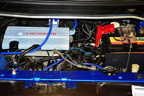 Fondo Motor De Automóvil Mitsubishi Exhibido En Hot Import Nights Car Show En Pasig Ph Foto E