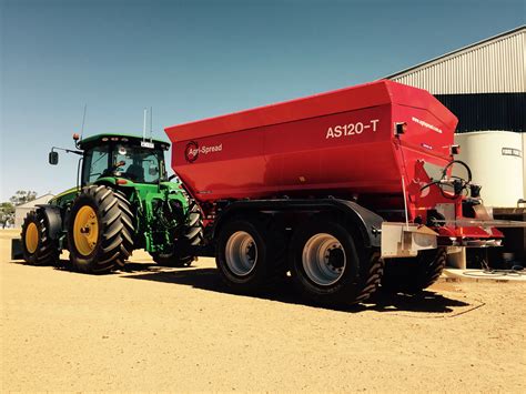 Brisbane Spreading Pacific Fertiliser