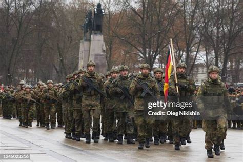 German Federal Army Photos And Premium High Res Pictures Getty Images