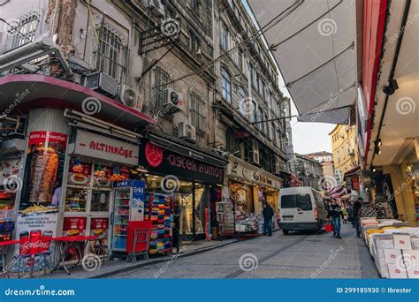 Istanbul Turkey July Th Everyday Life On The Market Street