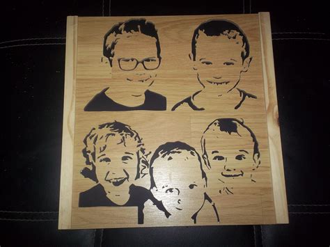 Portraits Enfants Portrait Enfant Chantournage Decoupe Bois