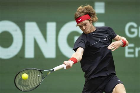 ATP 500 Halle Rublev se défait de Bautista et défiera Bublik en