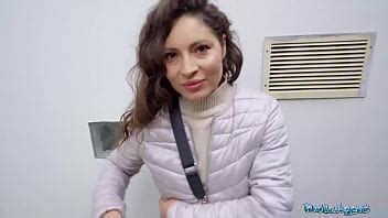 Agente público Tetonas Helina Dream gran polla mamada pública y sexo POV XVIDEOS