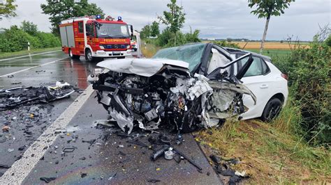 Tödlicher Unfall auf der B9 bei Bechtheim Frontalcrash zwischen BMW