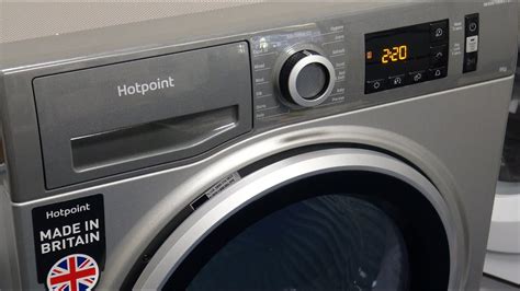 Hotpoint H D Condenser Tumble Dryer Demonstration