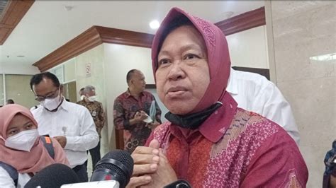 Soal Blt Bbm Dipotong Di Daerah Mensos Risma Itu Urusan Aparat