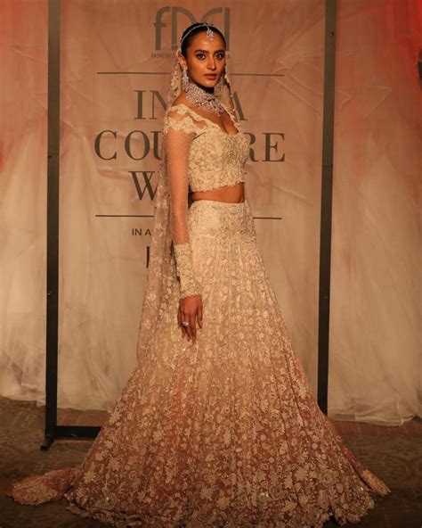 Tarun Tahiliani Unveils His Bridal Collection The Painterly Dream Shaadiwish