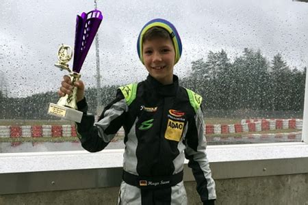 Sieg Im Regen Hugo Sasse Gewinnt In Wackersdorf Kart Magazin De