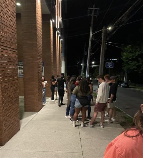 3am Block party on Eddy Street!!!! : cornell_block_parties