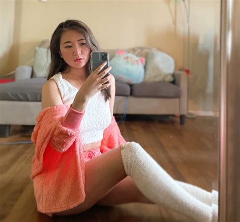 Emily Wang Nude Porn Pictures Xxx Photos Sex Images Pictoa